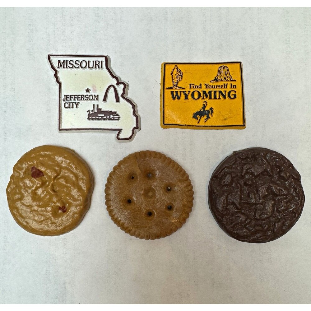 Vintage Refrigerator Magnet Lot 5 Missouri Wyoming Food Cookie Souvenir Magnets
